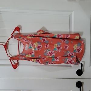 Woman's sleeveless shell top, orange peach floral